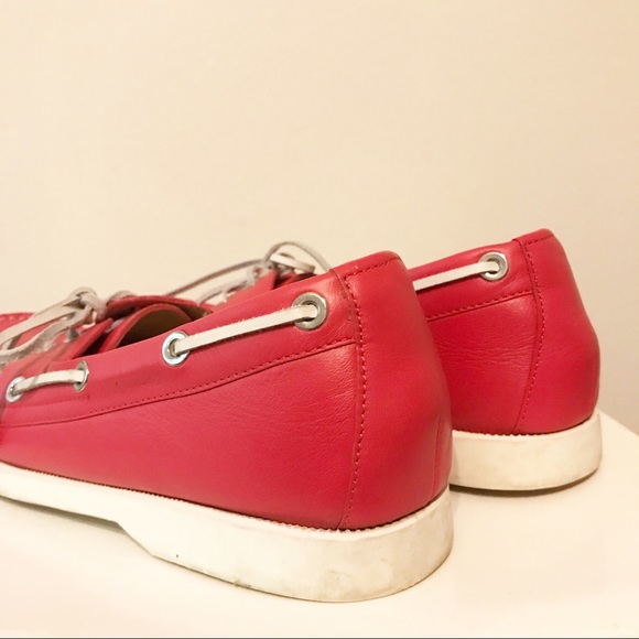 ✨Host Pick!✨ Longchamp “Leather Boat Shoe.” - Picture 2 of 6